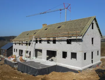 chantier de construction d'une maison neuve